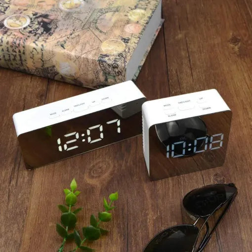 Reloj Despertador Digital Espejo Inteligente de Escritorio para la Mesita de Noche