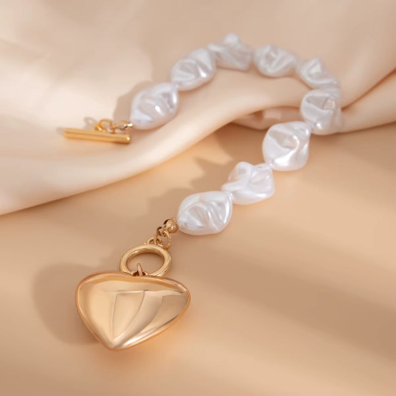 Lina - Pulsera de Cadena Lockbone con Diseño de Colgante en Forma de Corazón