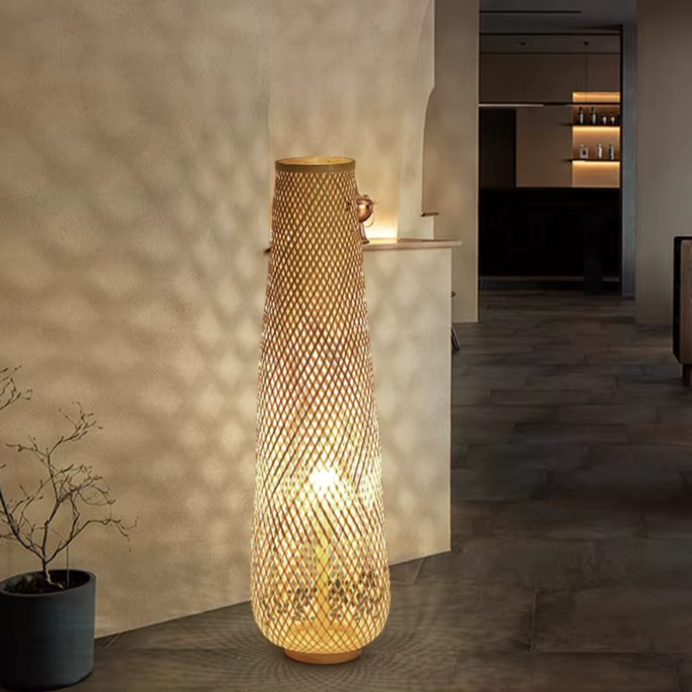 Yorumi | Lámpara de Suelo Tradicional Japonesa de Bambú con Luz Suave para Sala de Estar