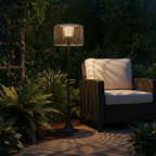 Lámpara de Suelo Solar Exterior Elegante | Luz de Jardín LED de Rattan Impermeable