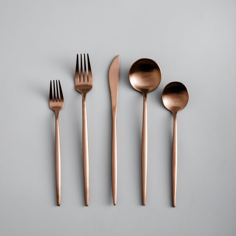 Cubiertos Minimalistas