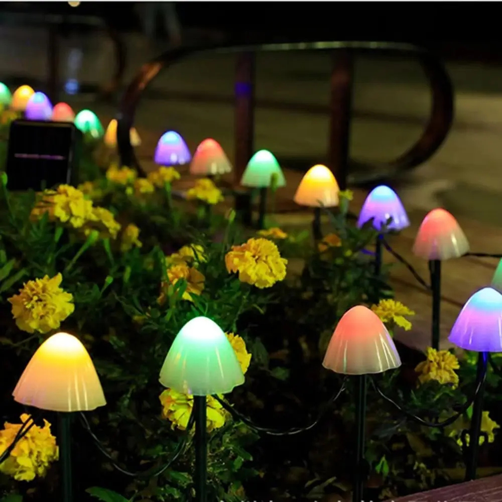 MushroomGlow | Luces de Cadena Solares Decorativas en Forma de Hongo para Decoración de Patio o Jardín