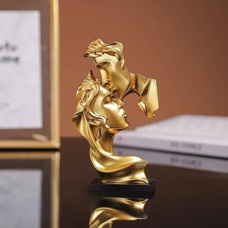HeartHaven - Mini Estatua de Amor con Diseño Decorativo