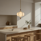 Lanora | Elegante Lámpara Colgante de Tela Moderna para Cocina con Acabados en Nogal