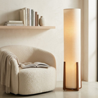 Hajime — Lámpara de Pie Tradicional Japonesa Elegante con Pantalla de Tela Blanca para Sala de Estar