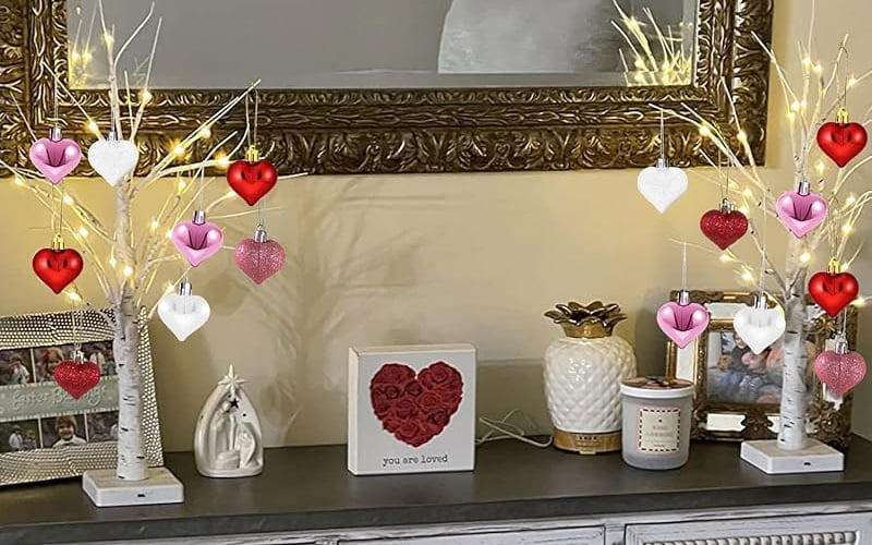Árbol Decorativo LED con Colgantes en Forma de Corazón de Efecto Abeto