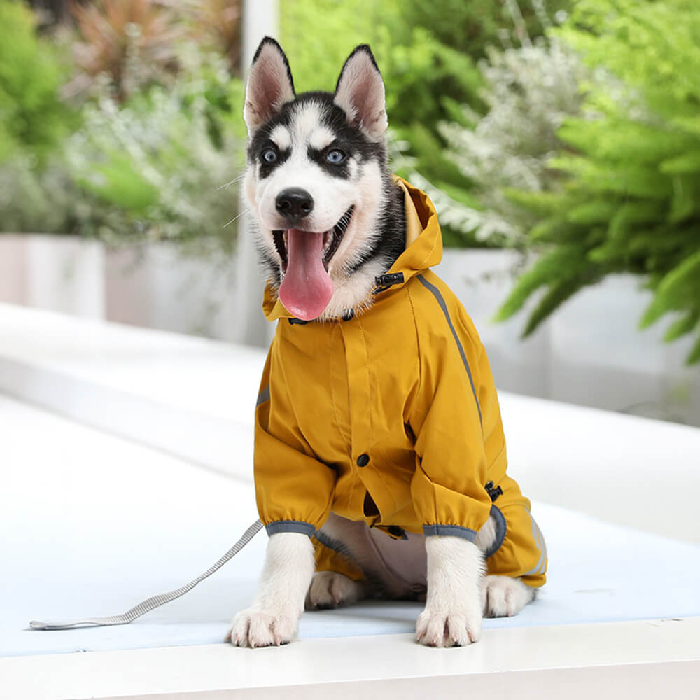 Skanto | Abrigo de lluvia para perros elegante, impermeable y ajustable con franjas reflectantes y capucha
