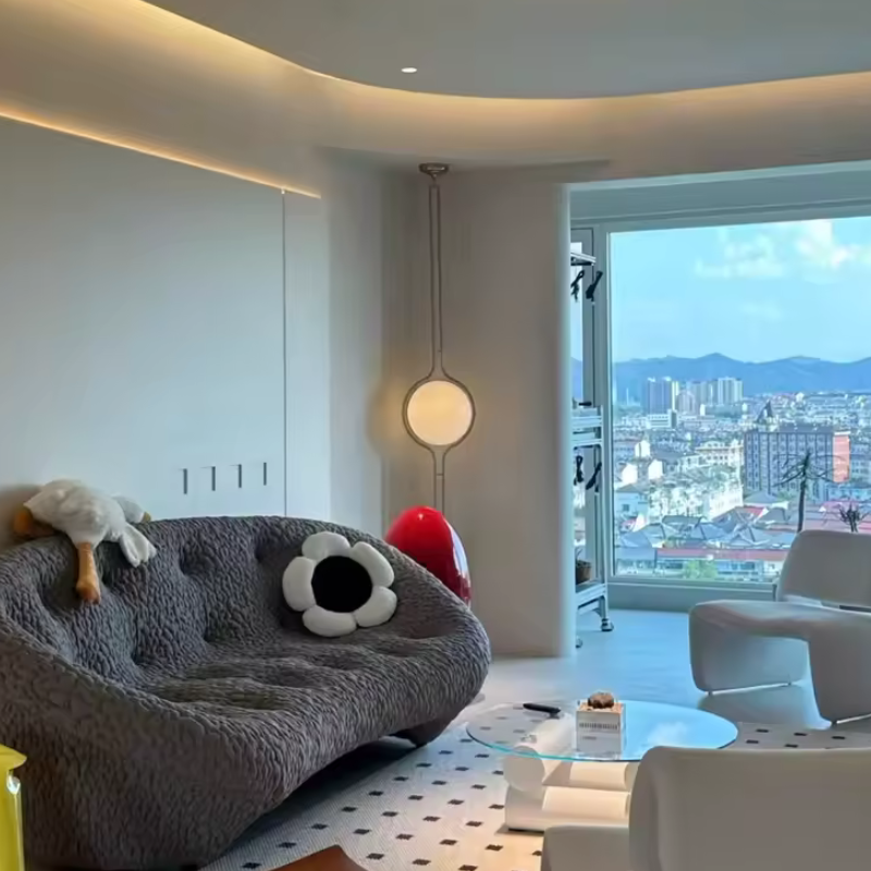 Orbis Linea | Elegante Lámpara de Pie Moderna de Cromo para Decoración de Sala