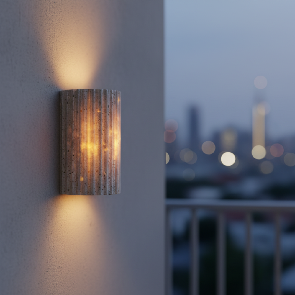 Lámpara de Pared Exterior Elegante Travara | Luz LED de Travertino Amarillo Arriba y Abajo para Patios y Jardines