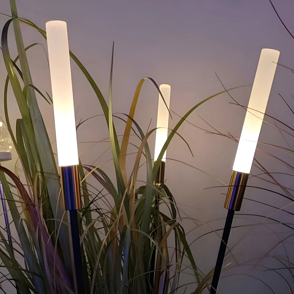 LumiVerge – Luz de Jardín LED Moderna para Exteriores
