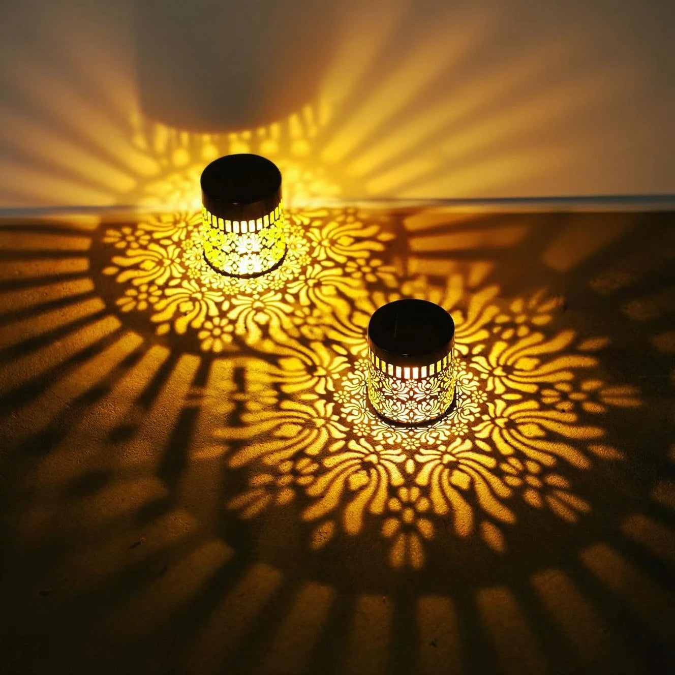 Conjunto de Lámparas de Pared Solares Solviora con 2 Piezas | Diseño de Peonías de Hierro | 28 cm de altura