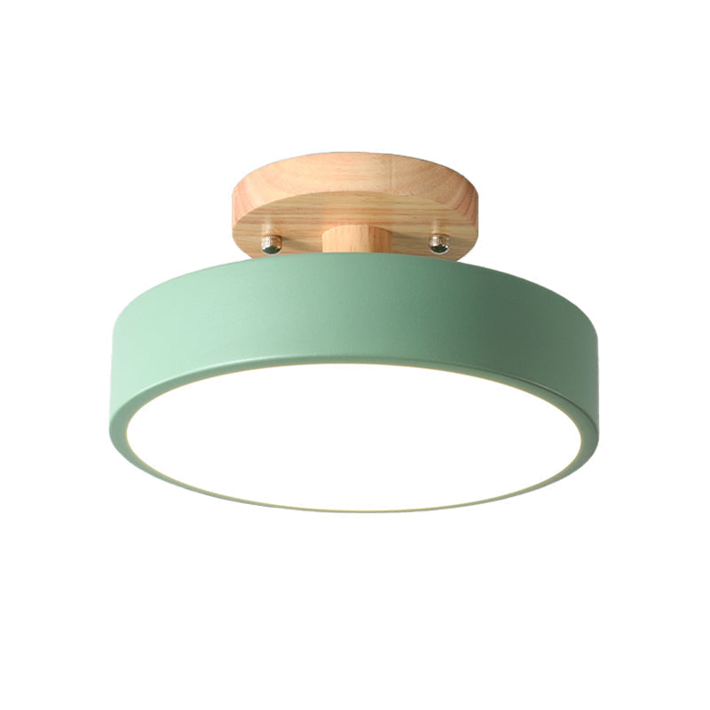 Nordora | Lámpara de techo con acabado de madera