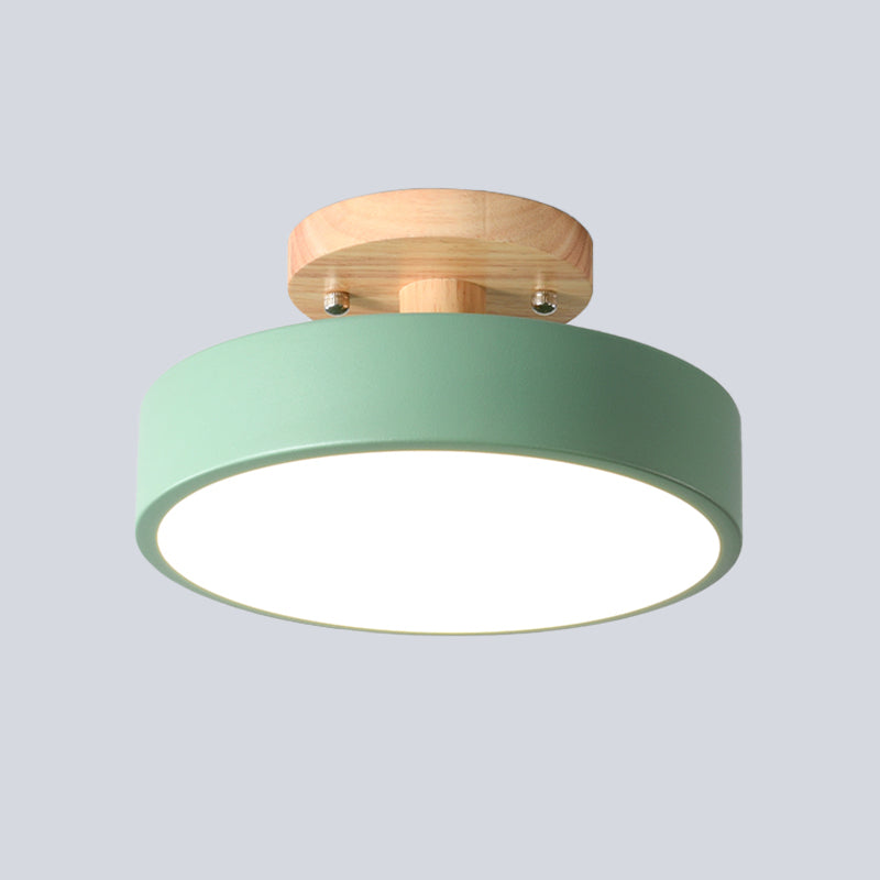Nordora | Lámpara de techo con acabado de madera