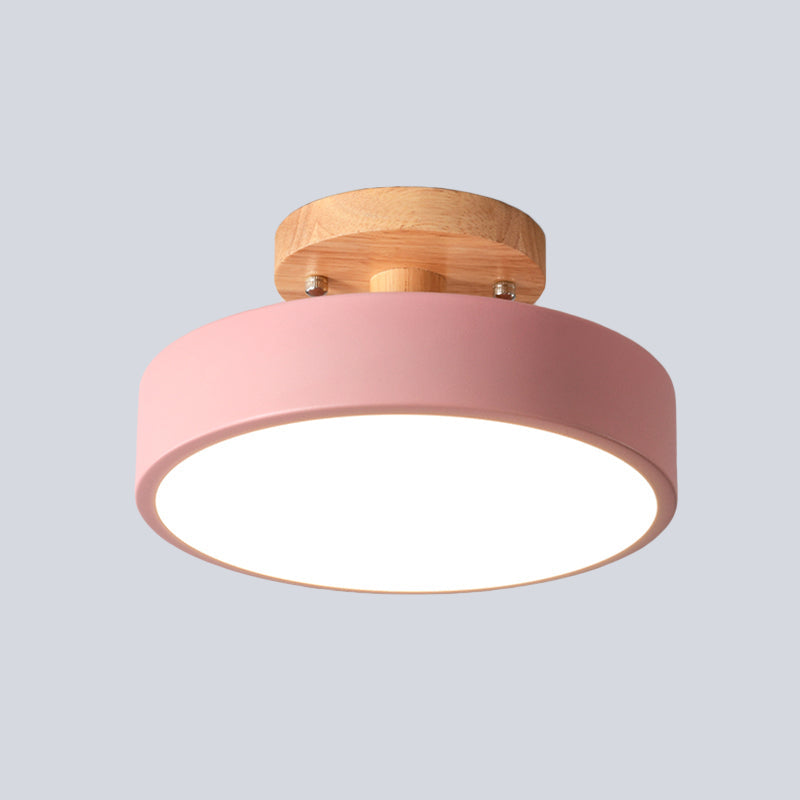 Nordora | Lámpara de techo con acabado de madera
