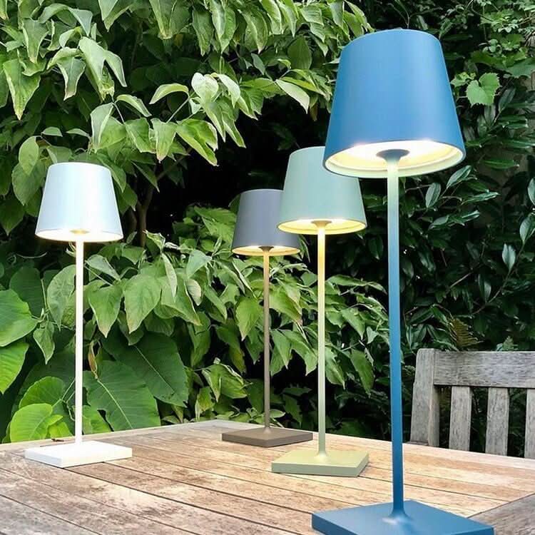 Lámpara de mesa portátil y sin cables para una iluminación elegante