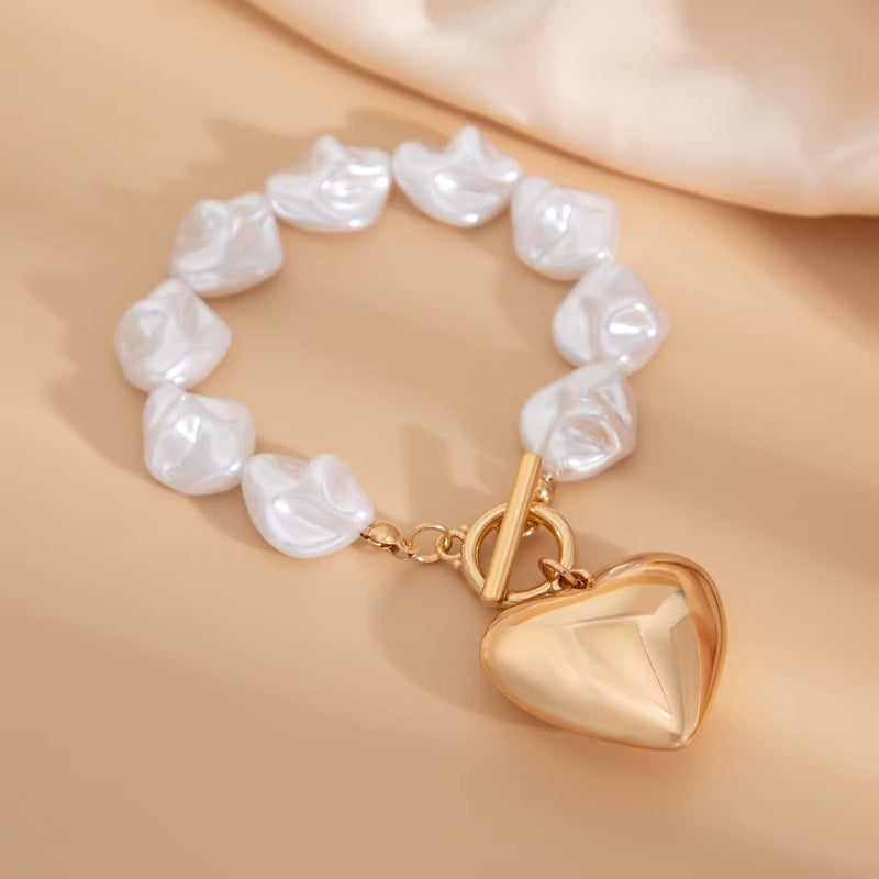 Lina - Pulsera de Cadena Lockbone con Diseño de Colgante en Forma de Corazón