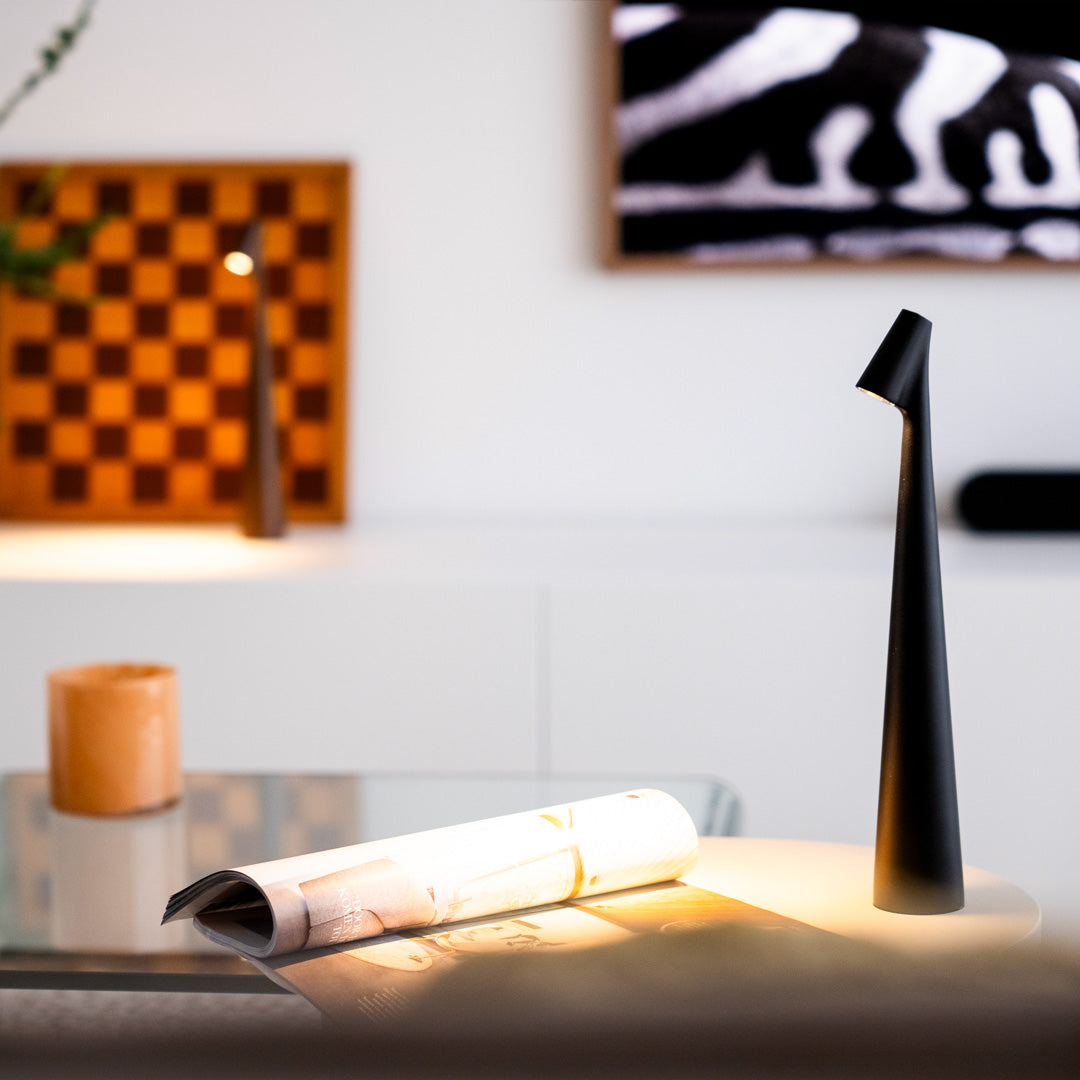 Lámpara de mesa LED inalámbrica – regulable y recargable