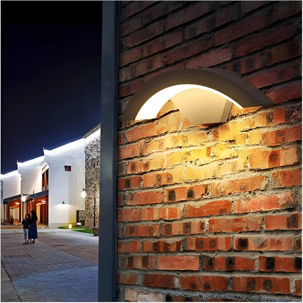 LumiGuard – Luz de Pared Exterior con Sensor de Movimiento