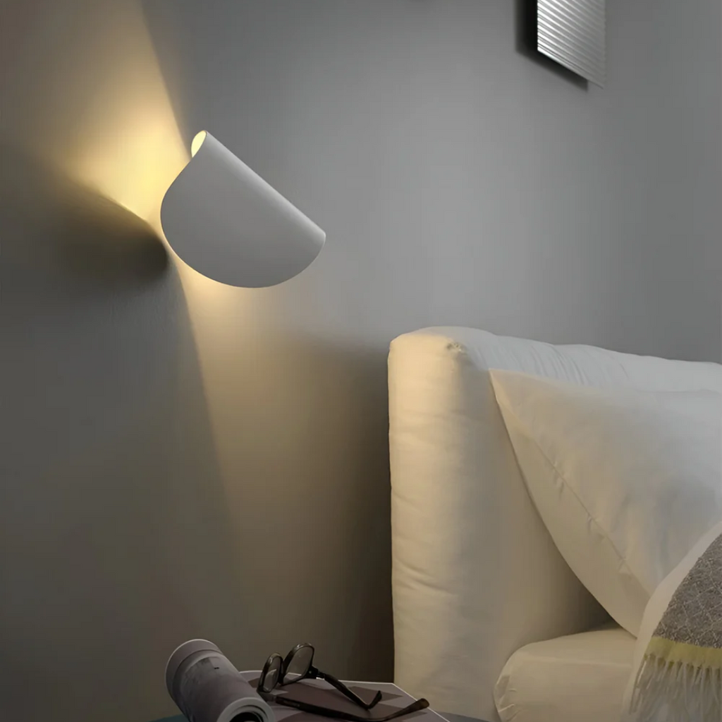 Astra LED | Lámpara de pared rotativa para el dormitorio