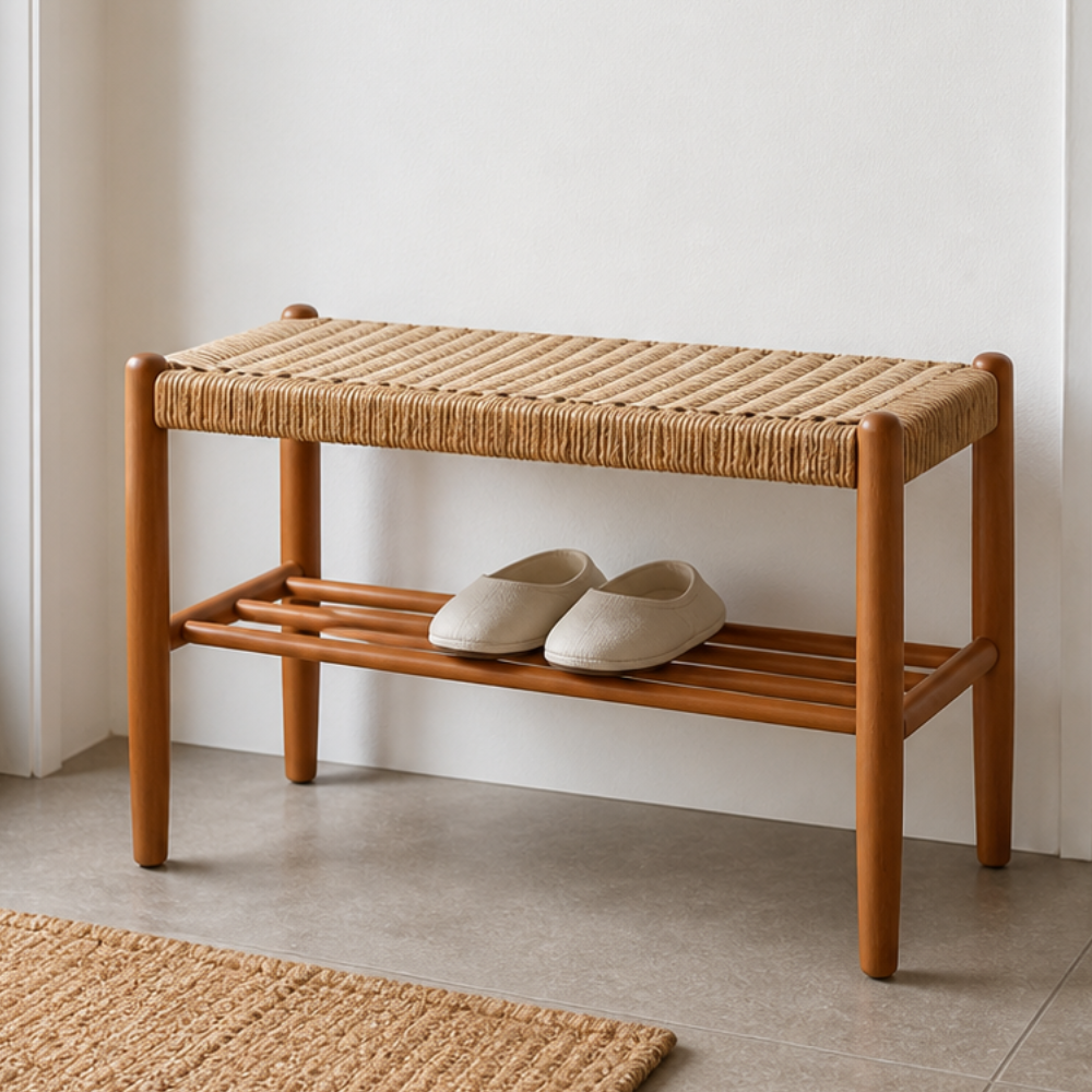 Banca Japonesa Elegante - Diseño de Cuero de Vaca Trenzado y Madera de Cereza para el Vestíbulo