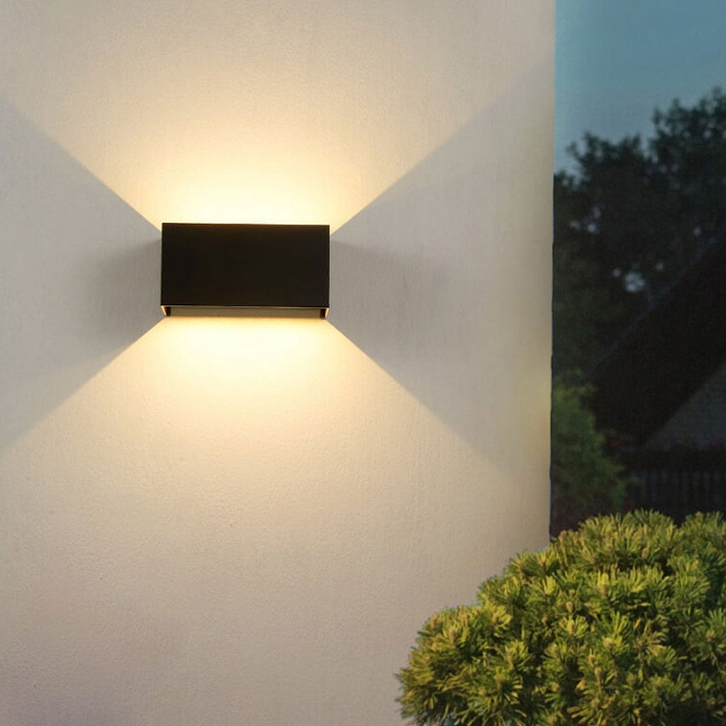 Lámpara de pared LED rectangular moderna e impermeable para uso exterior con iluminación hacia arriba y hacia abajo