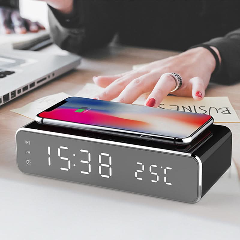 BENNETT - Reloj despertador LED con cargador inalámbrico