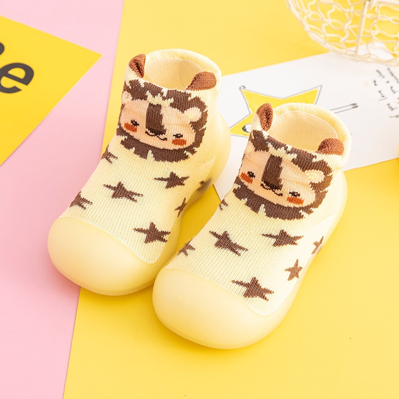 Zapatos de calcetines tejidos cálidos para bebés