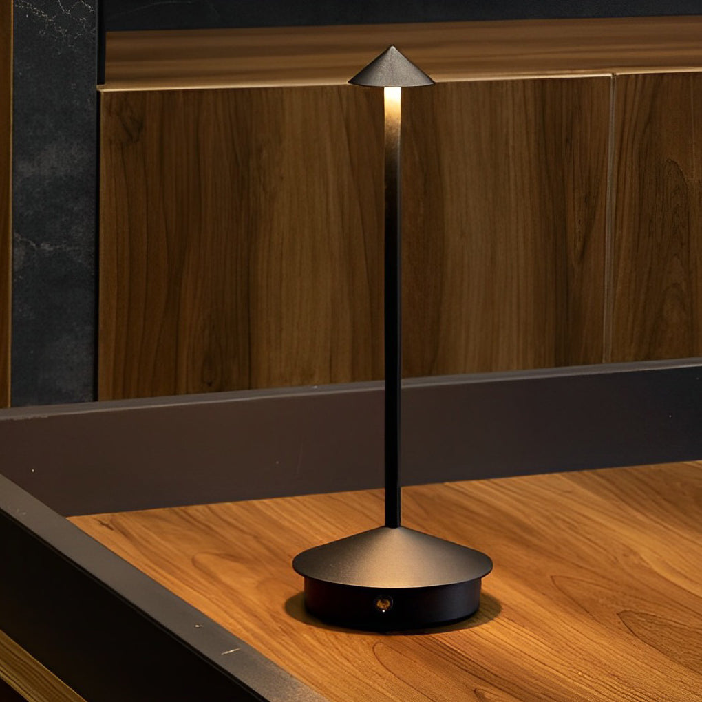 Pina Pro - Lámpara de Mesa USB Regulable y Estilosa