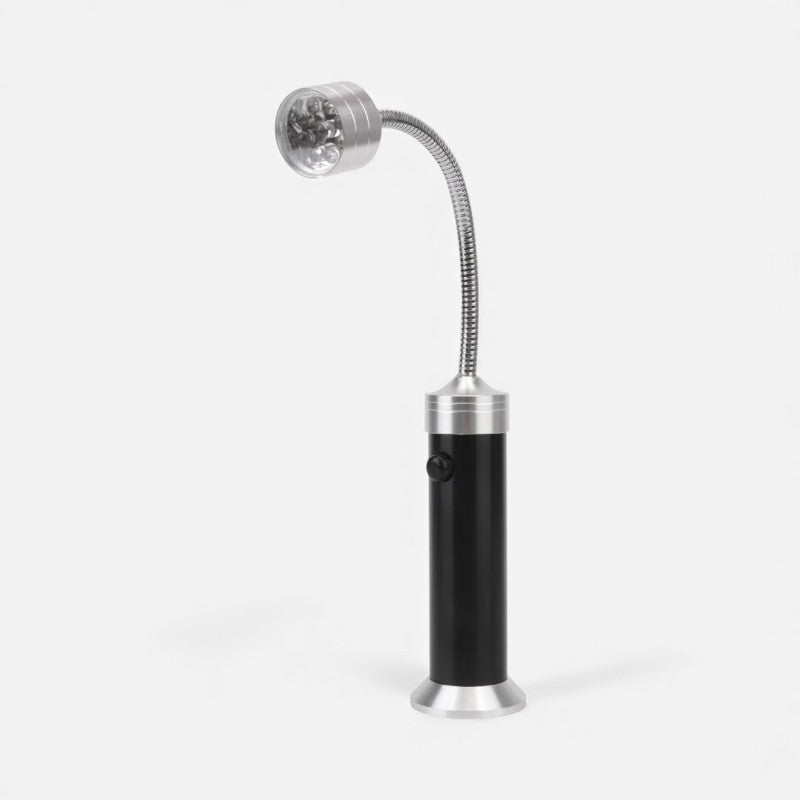 GrillBright – Iluminación compacta para parrillas con haz ajustable de 360°
