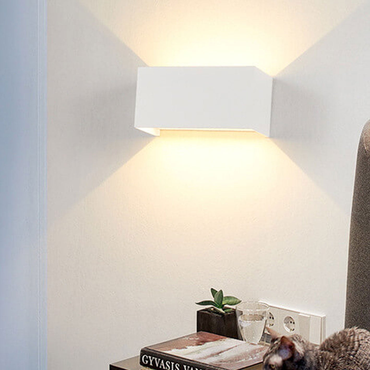 Lámpara de pared LED rectangular moderna e impermeable para uso exterior con iluminación hacia arriba y hacia abajo