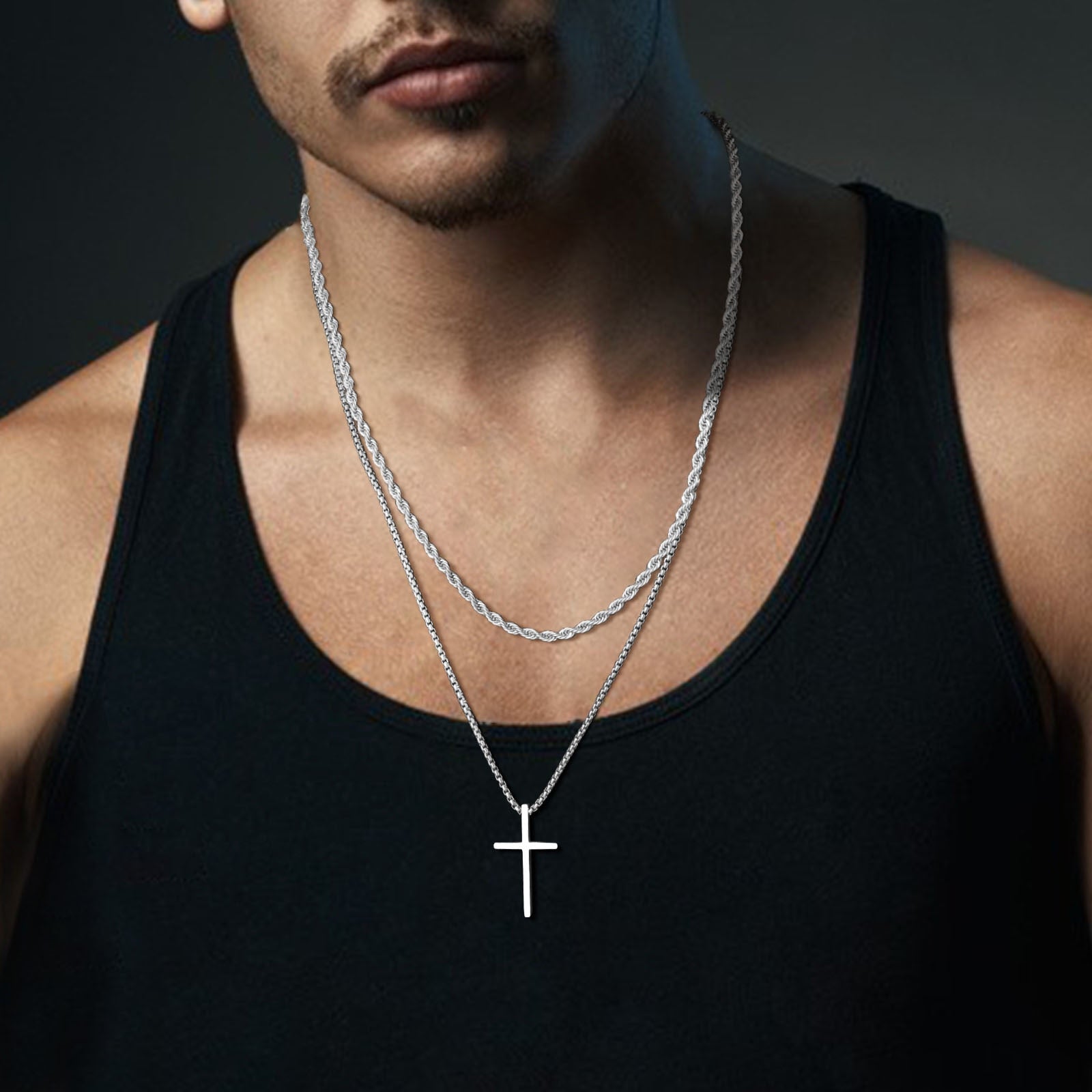 Henry - Elegante collar con colgante de cruz en capas y cadena de cuerda