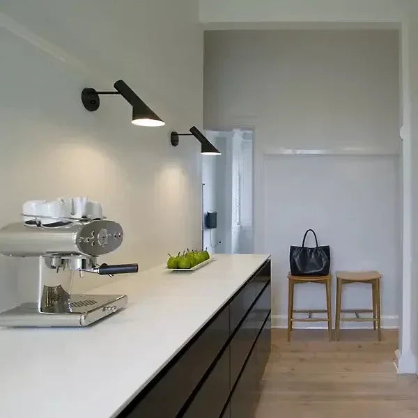 Norvia | Lámpara de escritorio LED de diseño moderno