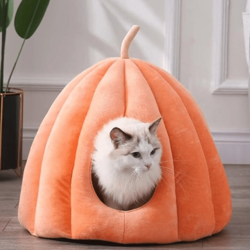 CozyPaw – Casa para Gatos con Inspiración en Calabaza