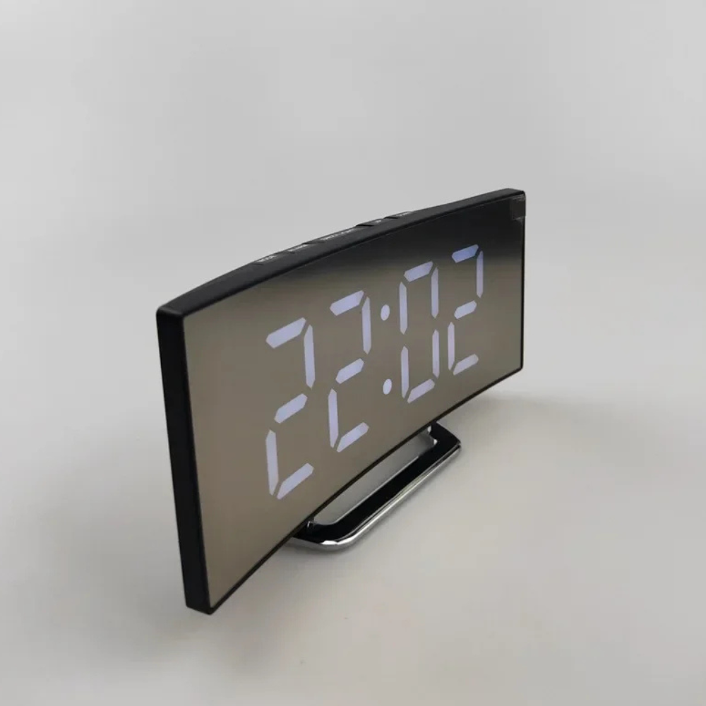 Reloj Despertador Digital LED Curvado y Elegante con Función de Regulación de Brillo