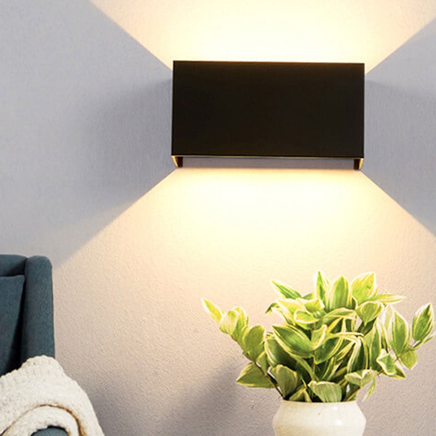 Lámpara de pared LED rectangular moderna e impermeable para uso exterior con iluminación hacia arriba y hacia abajo