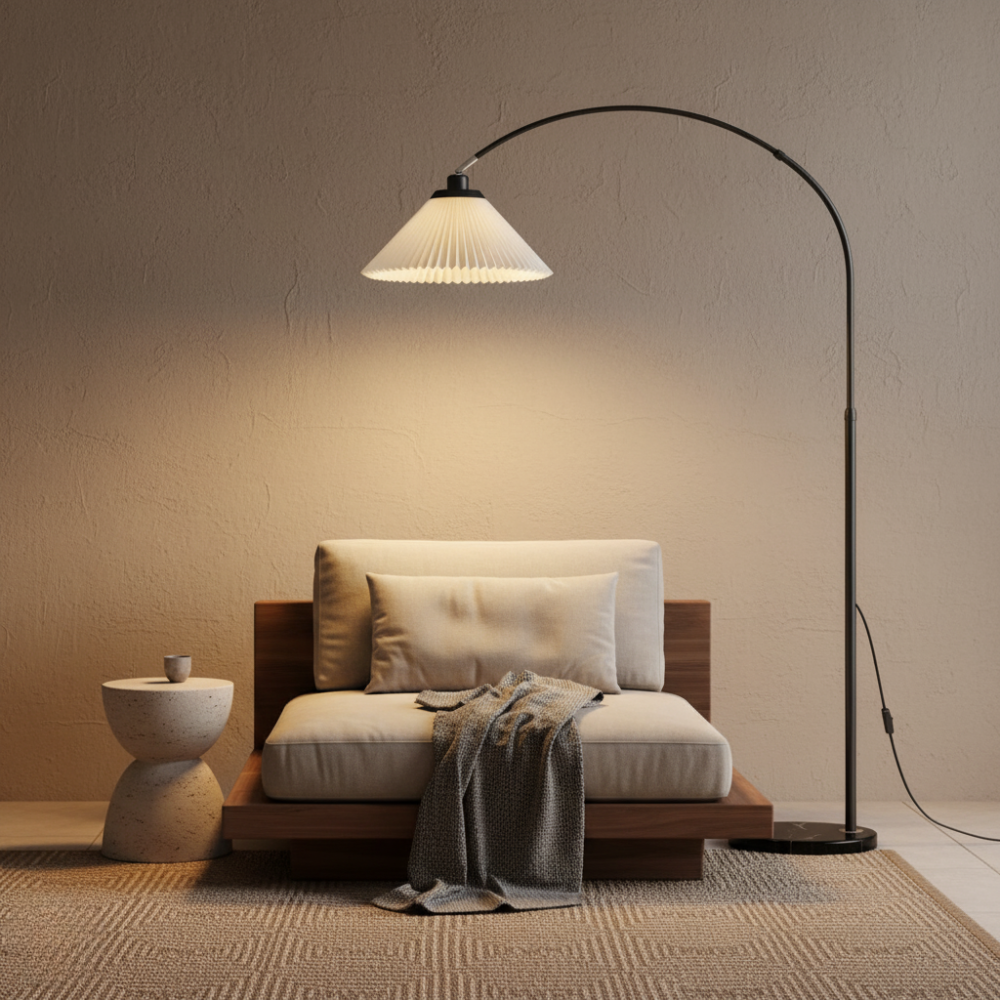 Valoura | Lámpara de Pie Elegante con Arco Ajustable y Luz Tri-Color para Sala de Estar o Dormitorio