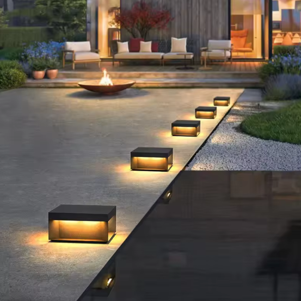 Velaris Luz Exterior a Prueba de Agua IP65 | Foco de Jardín LED Integrado para Caminos
