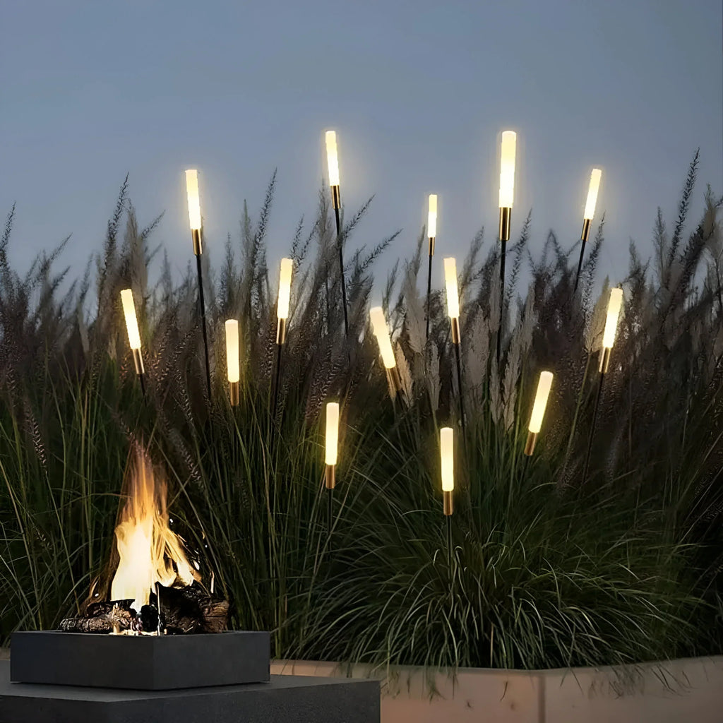 LumiVerge – Luz de Jardín LED Moderna para Exteriores