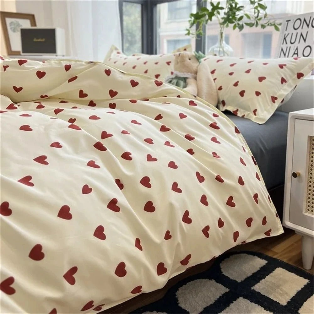 Corazón de Terciopelo – Funda nórdica suave y transpirable con un discreto estampado de corazones para acogedoras habitaciones