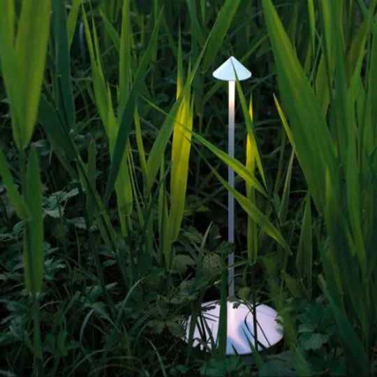 Lámpara de mesa LED minimalista - Iluminación inalámbrica a prueba de agua y regulable