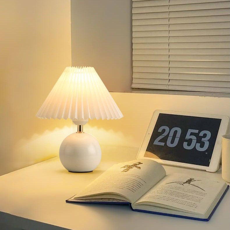 Lámpara de Mesa de Noche de Cerámica con Pliegues