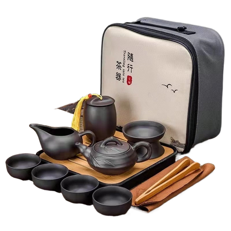 SteepCase - Juego de té de 9 piezas para viajar con estuche de almacenamiento y acabado oscuro