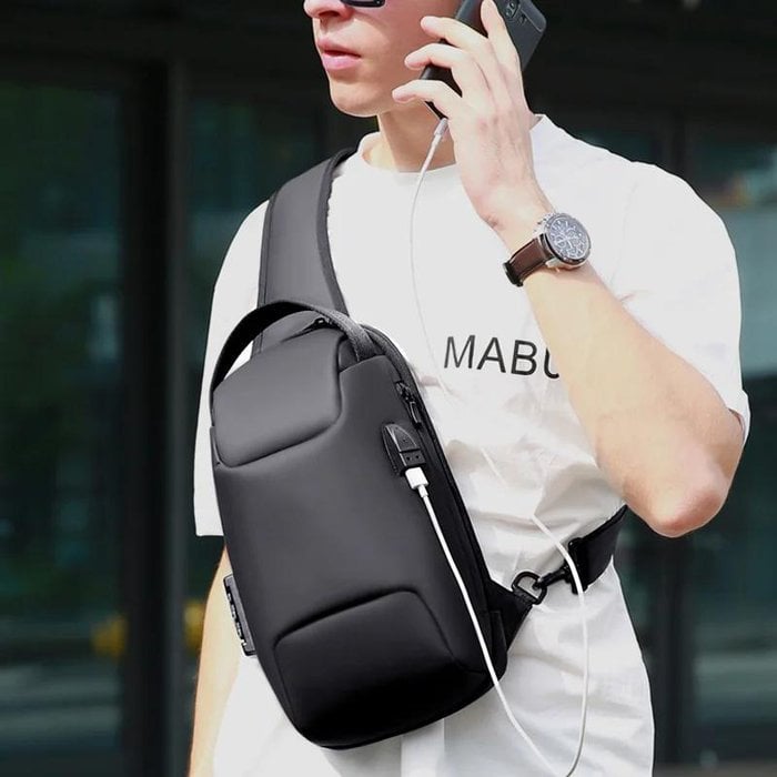 Kalsten | Bolso Cruzado Antirrobo | Landy Carry Without Worry | Oxford Impermeable | Puerto de Carga USB | Mochila Unisex para Viajes