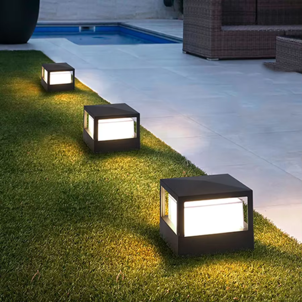 Luces LED Exteriores de Aluminio Impermeables | Iluminación Eficiente Energéticamente para Jardines o Patios