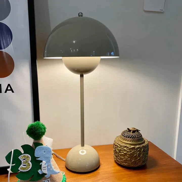 Lámpara de mesa moderna