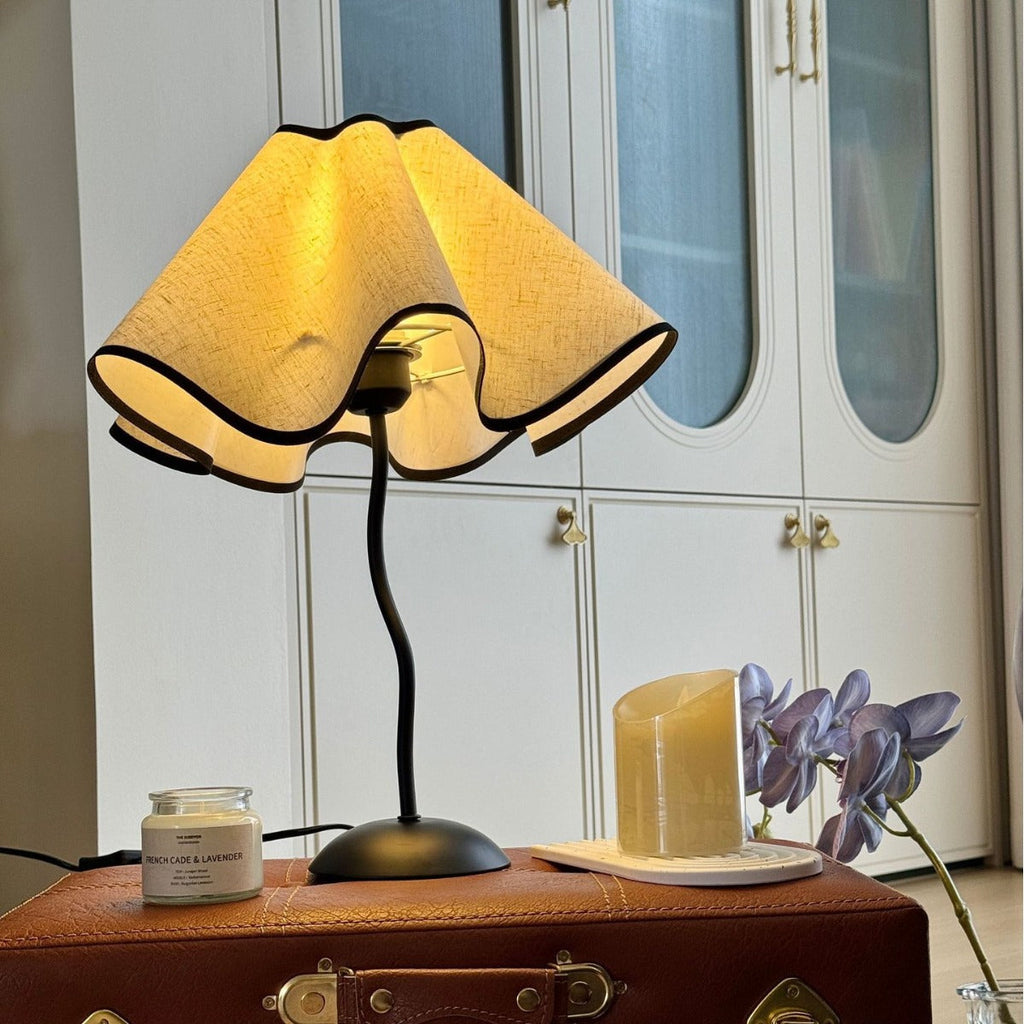 Lámpara de Mesa Diseño de Pétalo Luz de Noche
