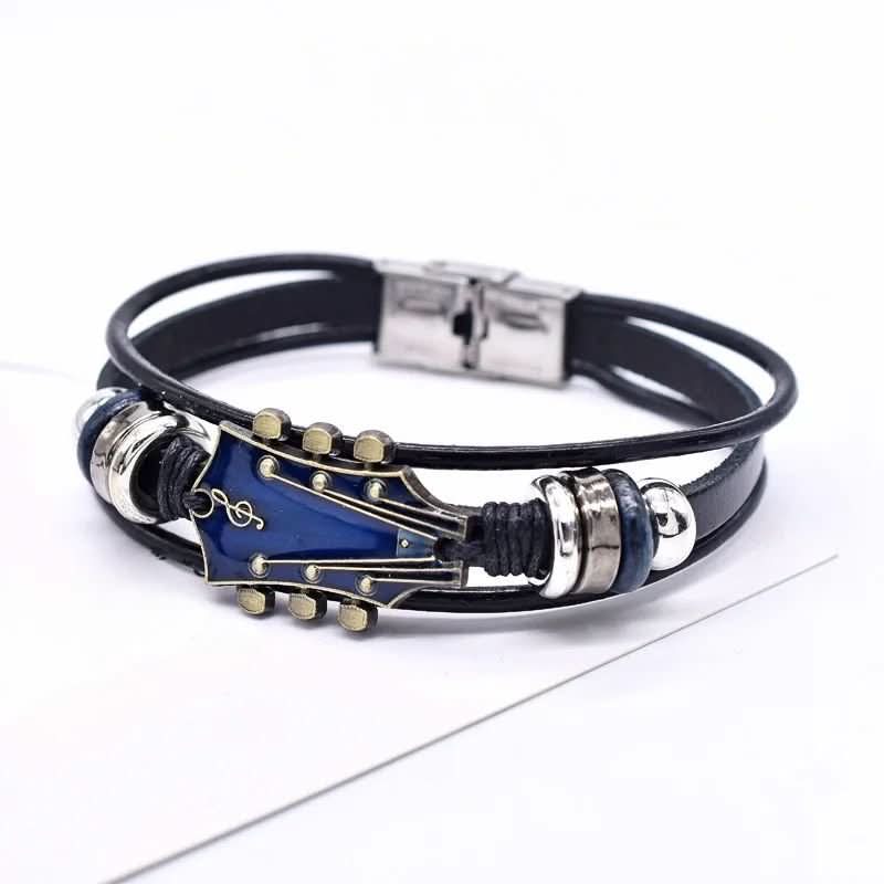 MUSIKSTRUM – Bracelet en cuir au design inspiré de la guitare