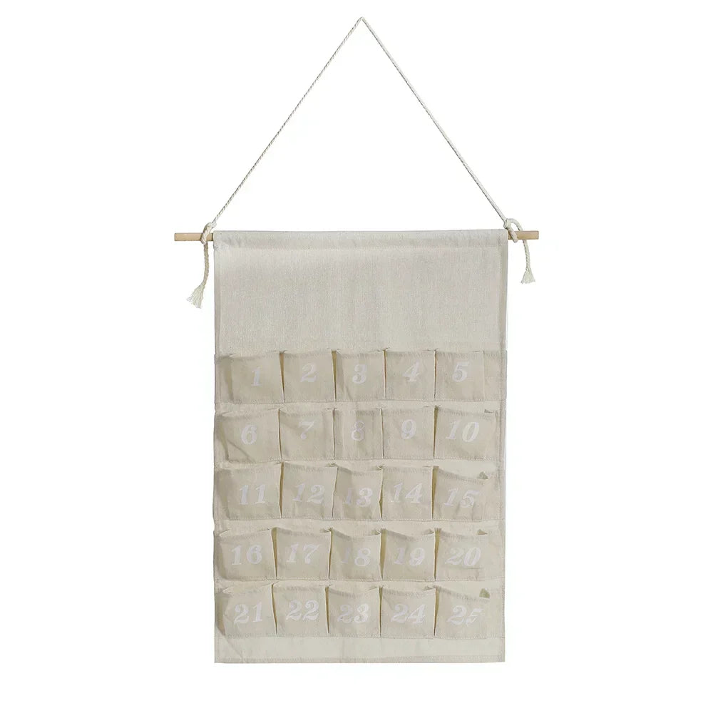 Calendario de Adviento de Algodón con 24 Bolsillos – Decoración Navideña Sostenible y Reutilizable