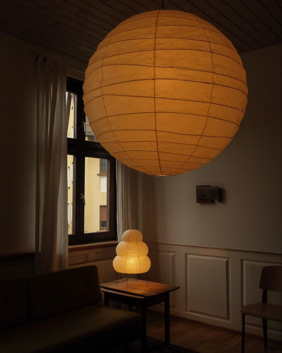 Lámpara Colgante Akari D Series - Lámpara Japonesa con Pantalla de Washi para Iluminación Elegante