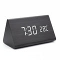 Reloj Despertador Futura Efecto Madera LED Con Tres Alarmas, Indicador de Temperatura, Brillo Ajustable